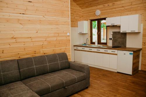 virtuve, Domki w lesie nad Drawskim in Nowe Worowo
