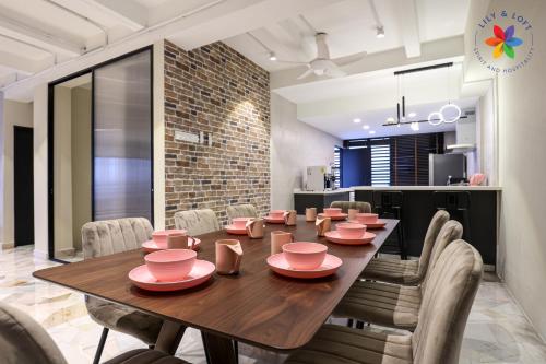 KL Townhouse Villa by LilyandLoft near Pusat Bandar Damansara MRT Station