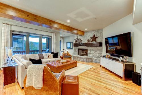 Sterling Lodge 101 - Direct Ski-in/Ski-out!