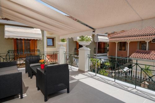Balcony/terrace, Monteduca Apartments in Kefalonia