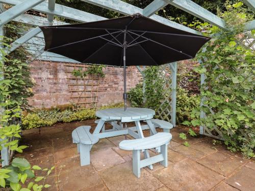 Cedar Gardens - image 8
