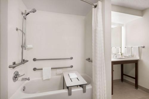 Homewood Suites by Hilton Fort Myers