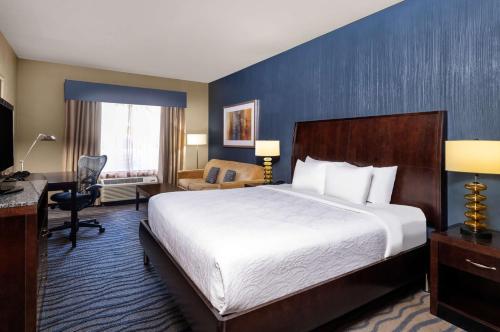 Hilton Garden Inn Fort Worth Alliance Airport