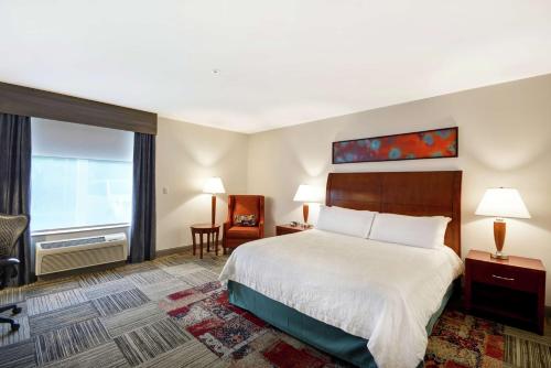 Hilton Garden Inn Gulfport - Biloxi Airport - image 11