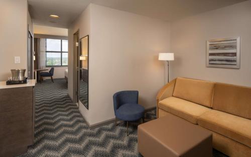 King Room room in Hilton Houston North