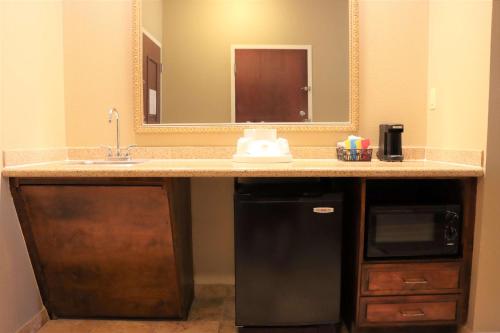 Hampton Inn & Suites Thibodaux - image 7