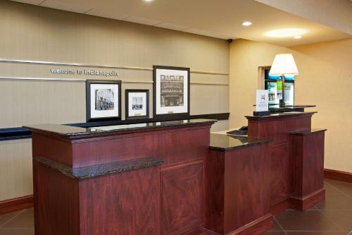 Hampton Inn & Suites Indianapolis-Airport