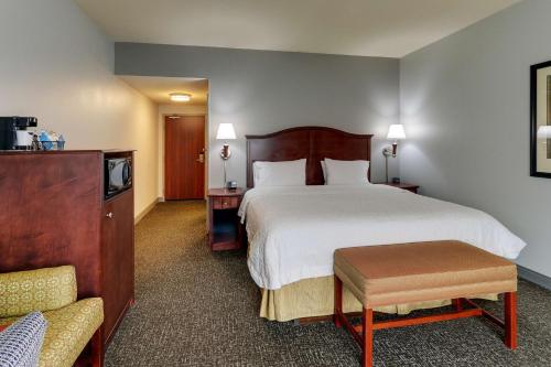 Hampton Inn & Suites Indianapolis-Airport