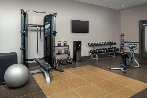Embassy Suites Winston-Salem - image 6