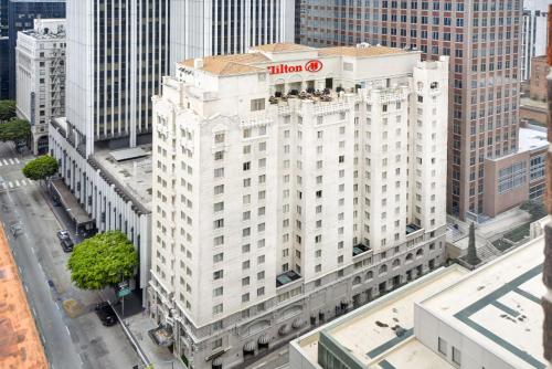 Hilton Checkers Los Angeles