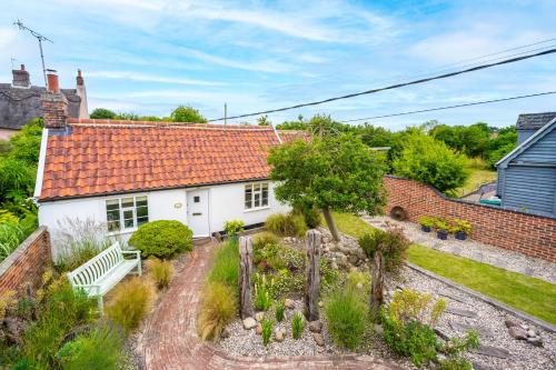 Myrtle Cottage - main image