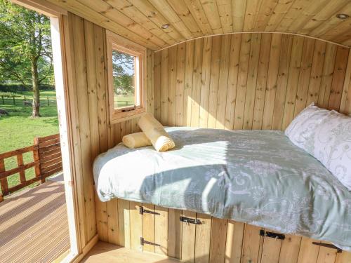 المنظر الخارجي, The Oak Hut in Whitchurch