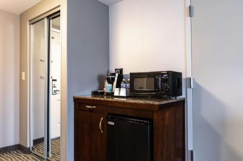 Hilton Garden Inn Lynchburg - image 8