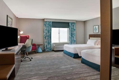 Hilton Garden Inn Kansas City/Kansas - image 11