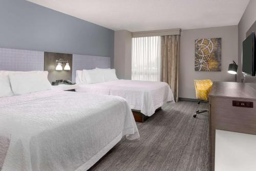 Hampton Inn By Hilton & Suites Kansas City-Country Club Plaza