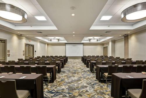 Embassy Suites Milpitas - Silicon Valley - image 4