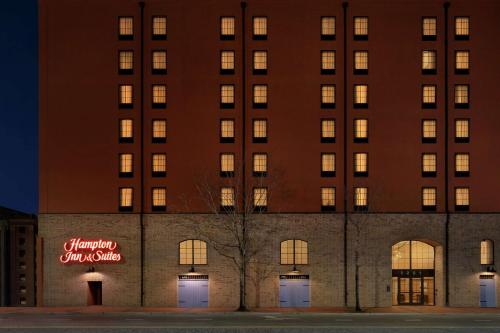 Hampton Inn By Hilton & Suites New Orleans-Convention Center