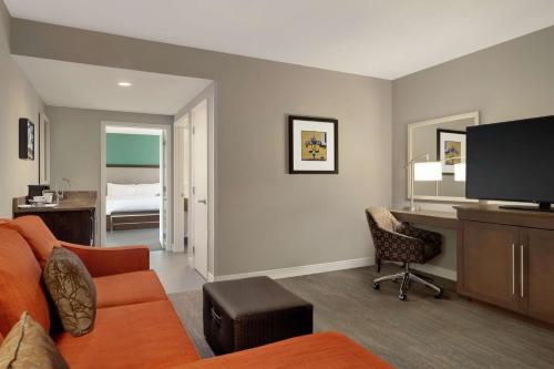 Hampton Inn By Hilton & Suites New Orleans-Convention Center