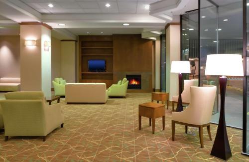 DoubleTree by Hilton Hotel & Executive Meeting Center Omaha-Downtown