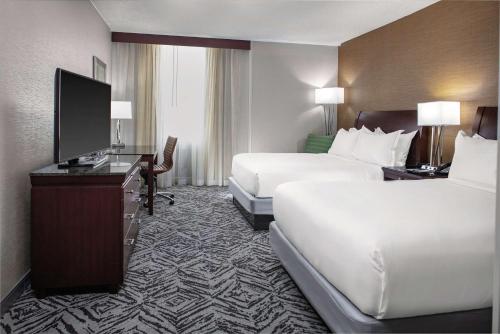 DoubleTree by Hilton Hotel & Executive Meeting Center Omaha-Downtown