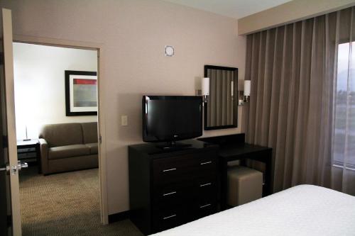 Embassy Suites Ontario - Airport