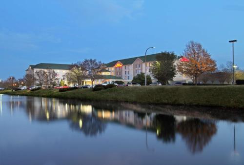 Hilton Garden Inn Chesapeake Greenbrier