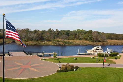 Hilton Garden Inn Suffolk Riverfront