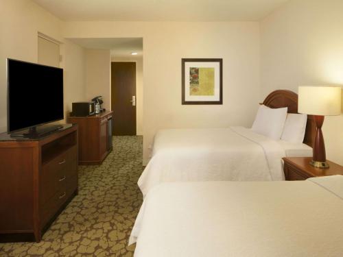 Hilton Garden Inn Virginia Beach Town Center