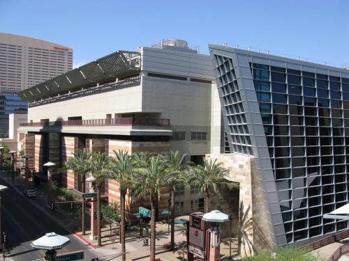 Hilton Phoenix Airport