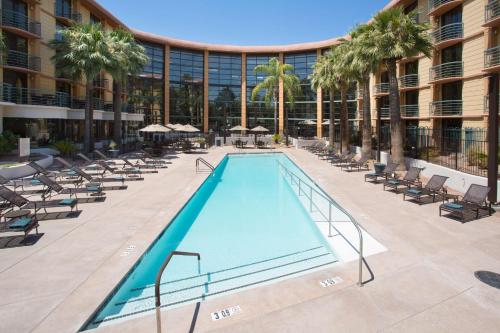 Embassy Suites by Hilton Phoenix Biltmore