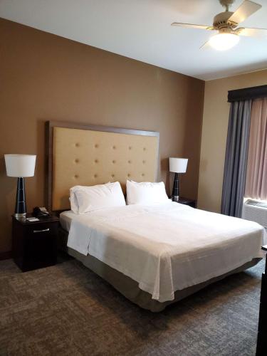 Homewood Suites by Hilton Phoenix Chandler Fashion Center