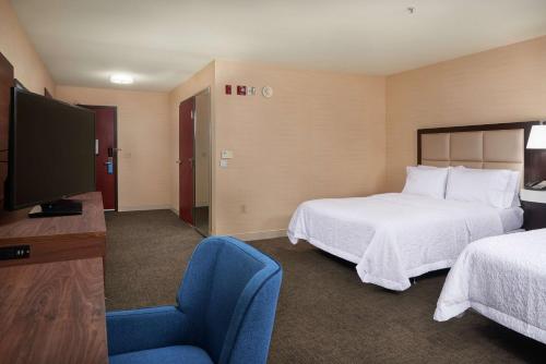 Hampton Inn & Suites Phoenix-Surprise - image 12