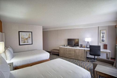 DoubleTree by Hilton Portland ME - image 11