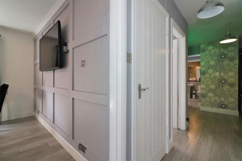 2 Bedroom Apartment at SECC Hydro FREE PARKING, Glasgow (photo 2)
