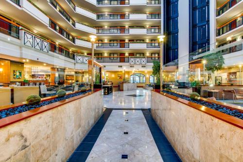 Embassy Suites by Hilton Louisville East