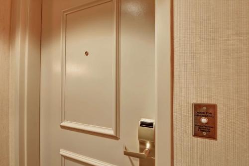 Two Room Suite with Two Queen Beds - Hearing Access room in Embassy Suites By Hilton Savannah Airport