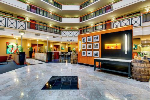 Embassy Suites by Hilton Louisville East