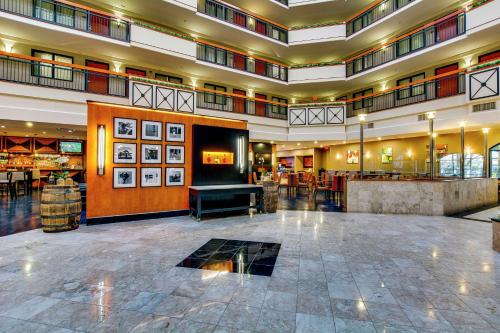 Embassy Suites by Hilton Louisville East