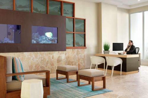 Embassy Suites by Hilton San Juan - Hotel & Casino, San Juan (foto 9)