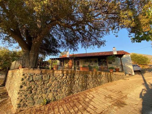 Villa Aggeliki Manoloudi gîte à louer Xiropótamos