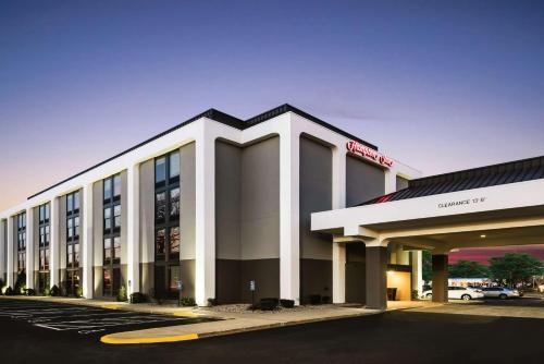 Hampton Inn By Hilton West Springfield