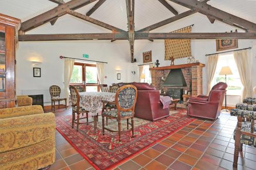 The Courtyard Guesthouse - image 6