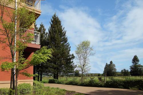 Hilton Garden Inn Sonoma County Airport