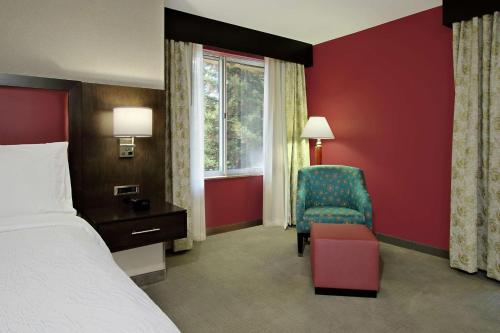 Hilton Garden Inn Sonoma County Airport - image 12