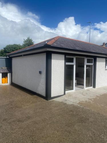 St Columbs House - image 4