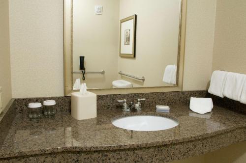 Hilton Garden Inn Westampton