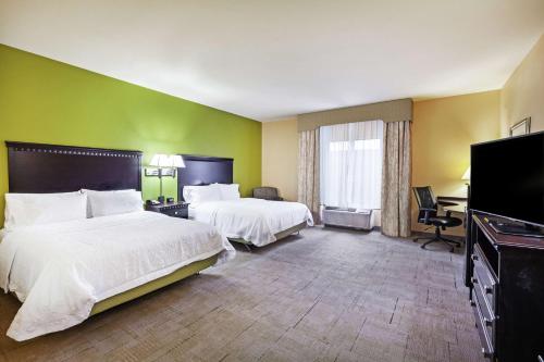 Hampton Inn & Suites Owasso