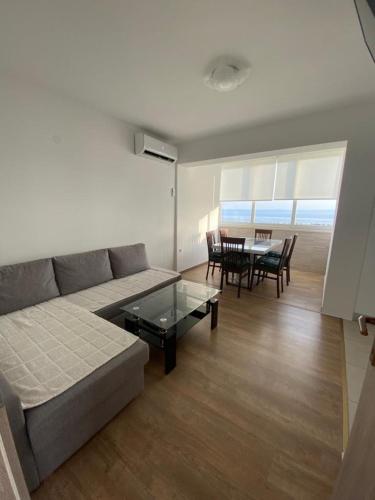 Three Bedroom Apartment room in Apartment Leonardo