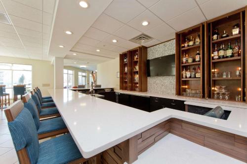 Hilton Garden Inn Winchester - image 6