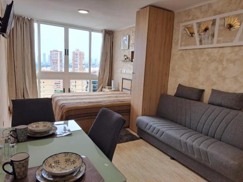 Cozy studio with sea view in Benidorm